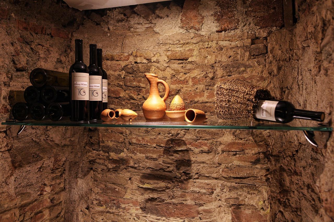 Ethno House Tg Apartment Tbilisi Bagian luar foto