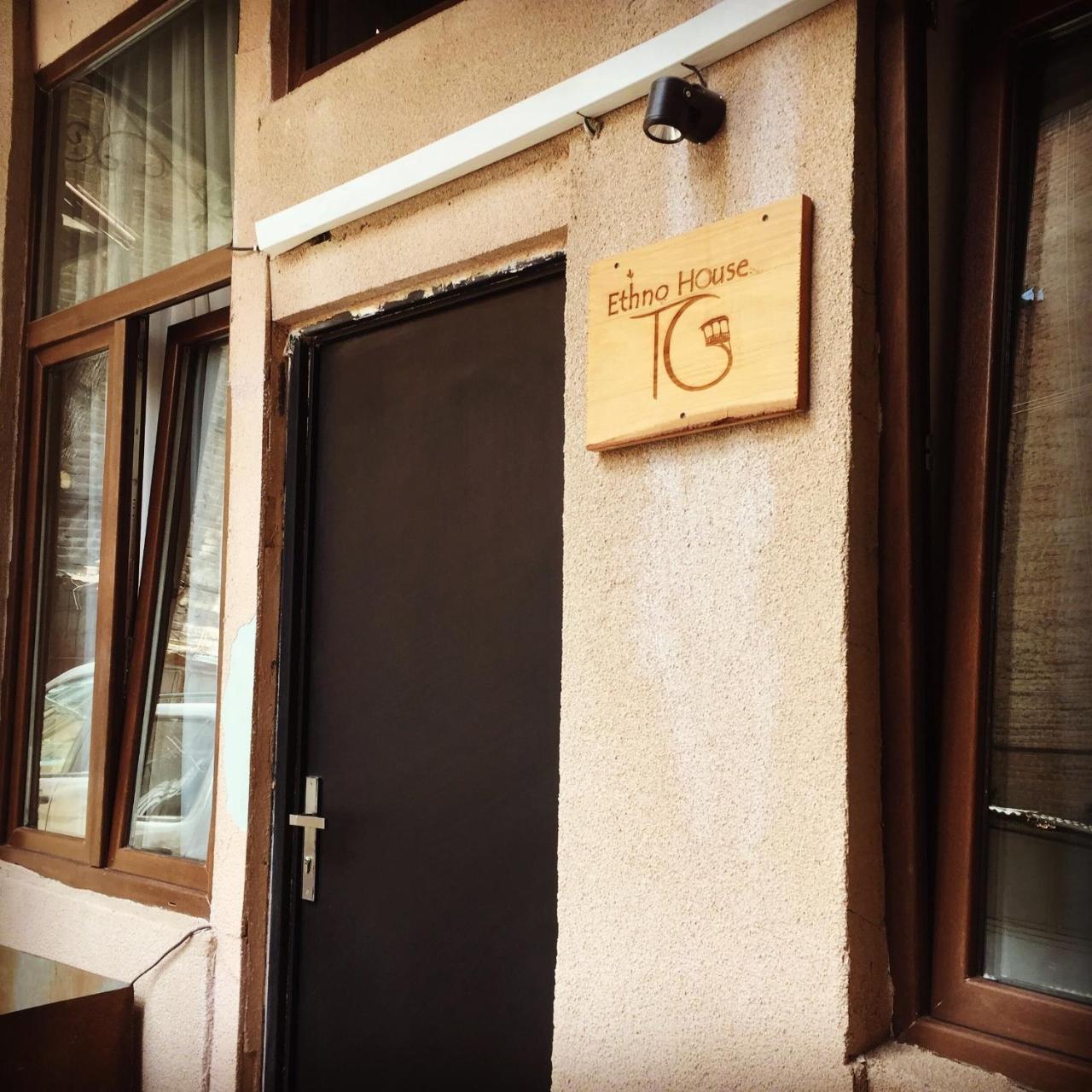 Ethno House Tg Apartment Tbilisi Bagian luar foto